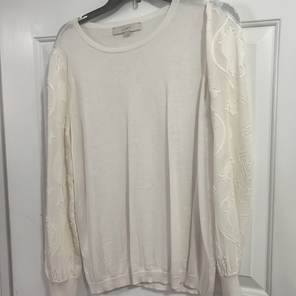 Loft beige/off white sweater with sheer chiffon puffy sleeves w/Damascus - M